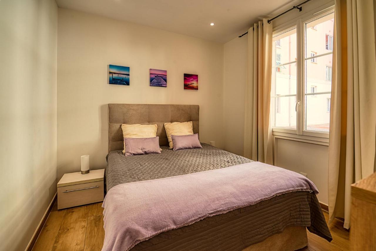 Suite Neptune Niza Exterior foto