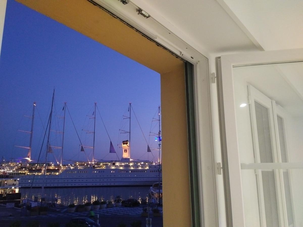 Suite Neptune Niza Exterior foto